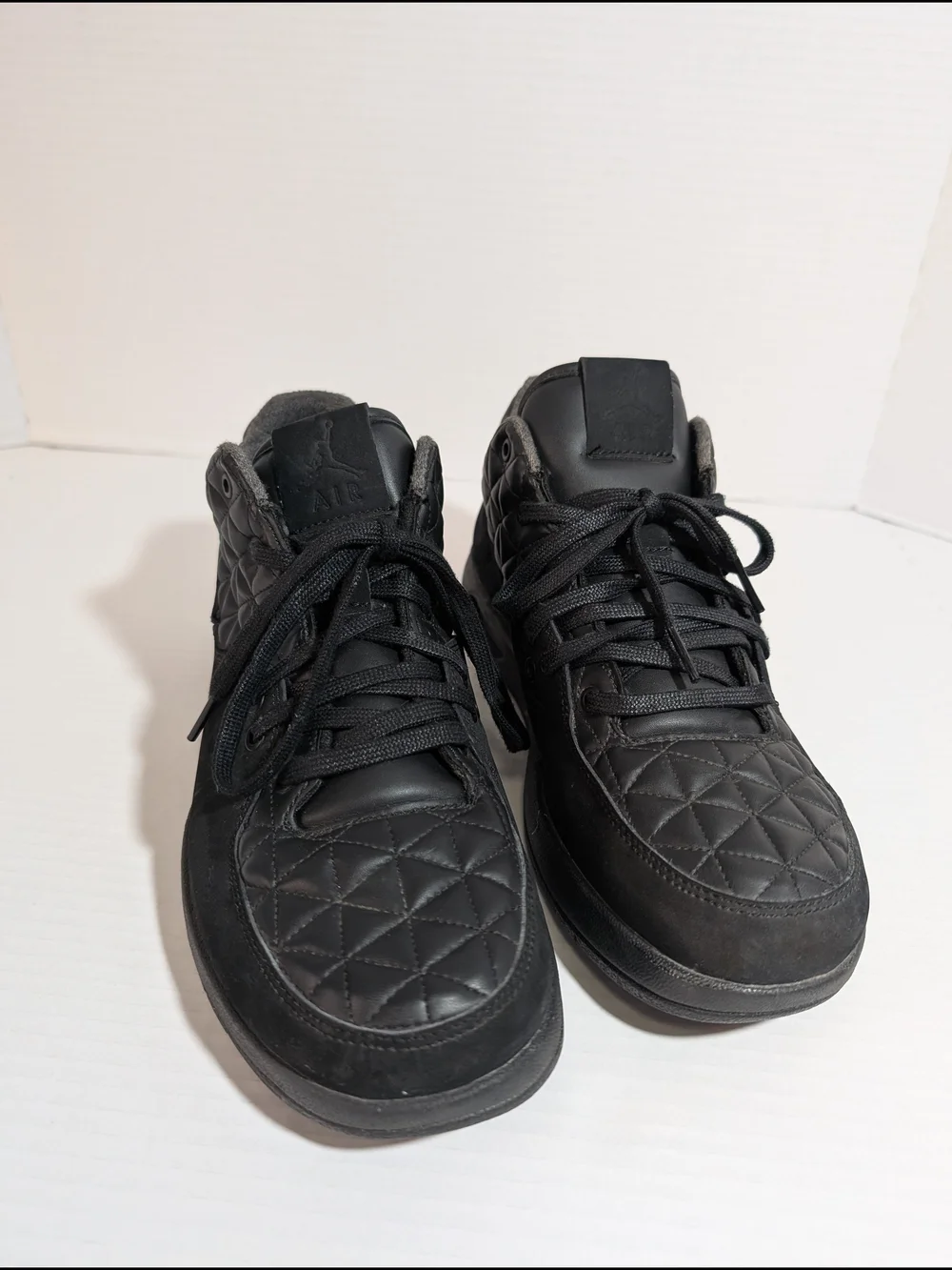 Nike Air Jordan Clutch Black Quilted Size 9  845043-010